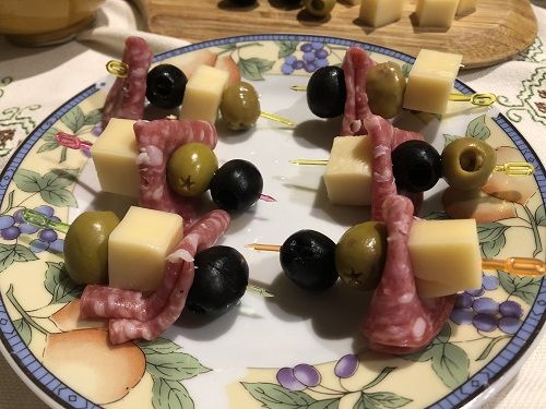 Canapés de Salchichón