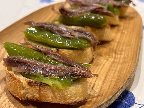 Canapés de Pimientos y Anchoas